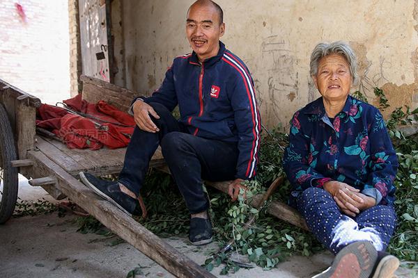 新賽季濟(jì)南主場(chǎng)首秀，山東高速男籃內(nèi)外兼修、氣質(zhì)蛻變