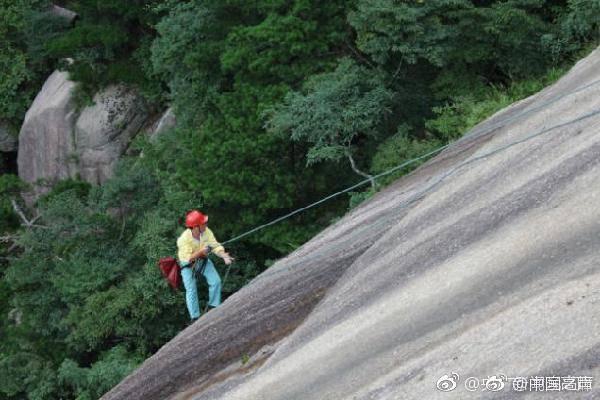 86歲老太太完賽全馬：對待生命的態(tài)度決定人生