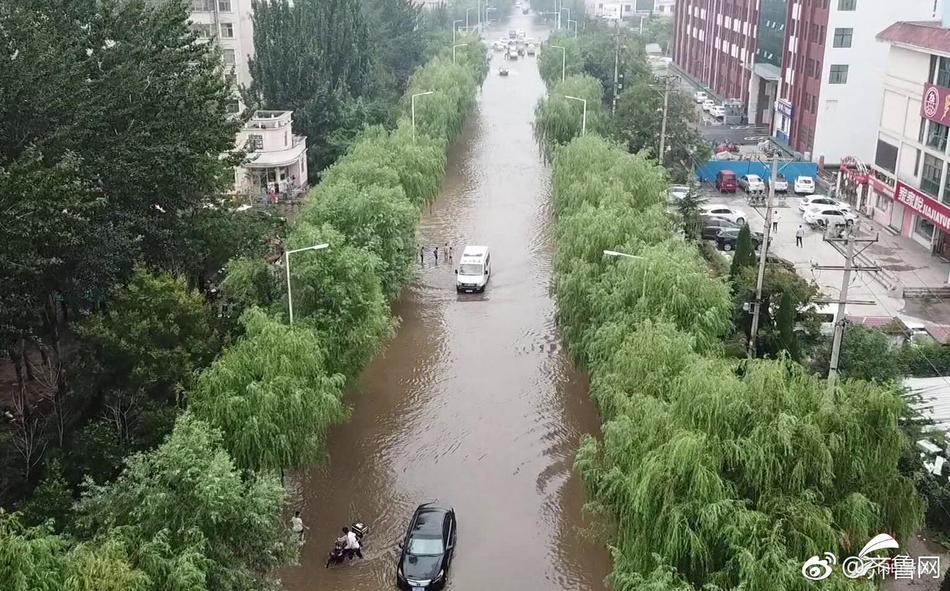 動力鋰電池鐵路運輸試運專列在四川首發(fā)