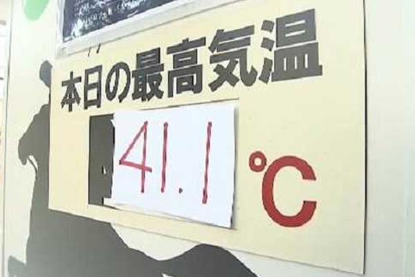 18個美妝新零售“卷”出7大趨勢