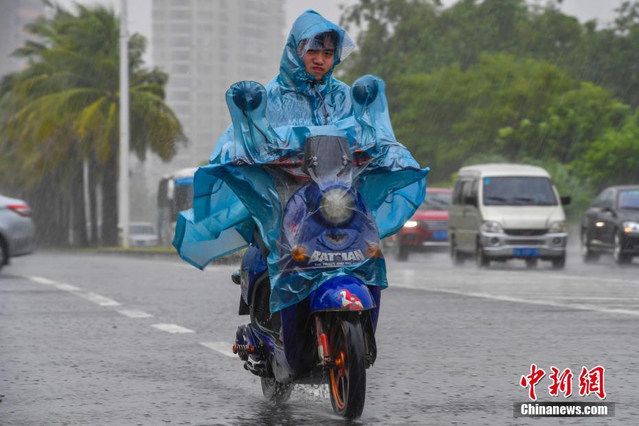 天津：“海上油氣巨無霸”順利交付